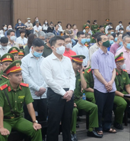 Không thể có những món quà tiền tỷ nếu không làm việc gì bên kia yêu cầu